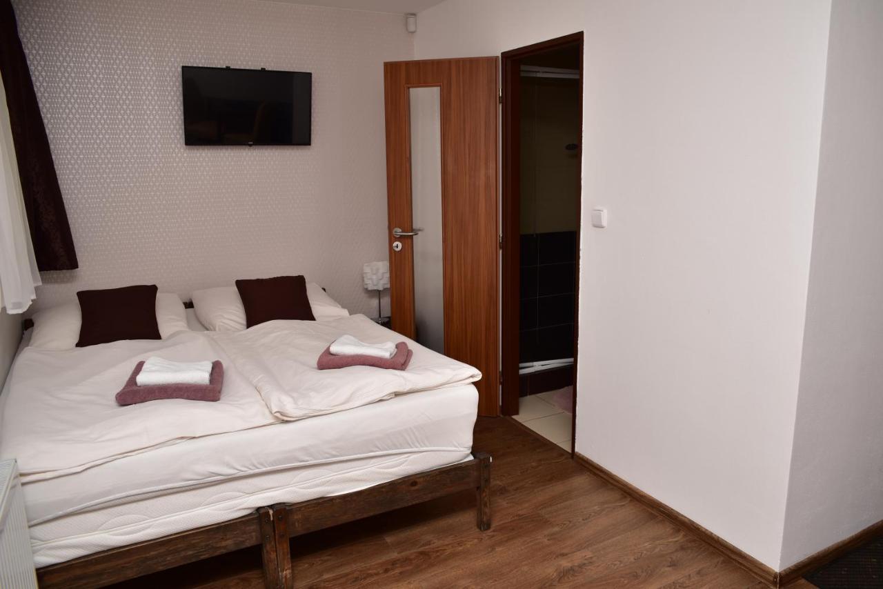 Pension U Krbu Mikulov v Krusnych Horach Екстер'єр фото